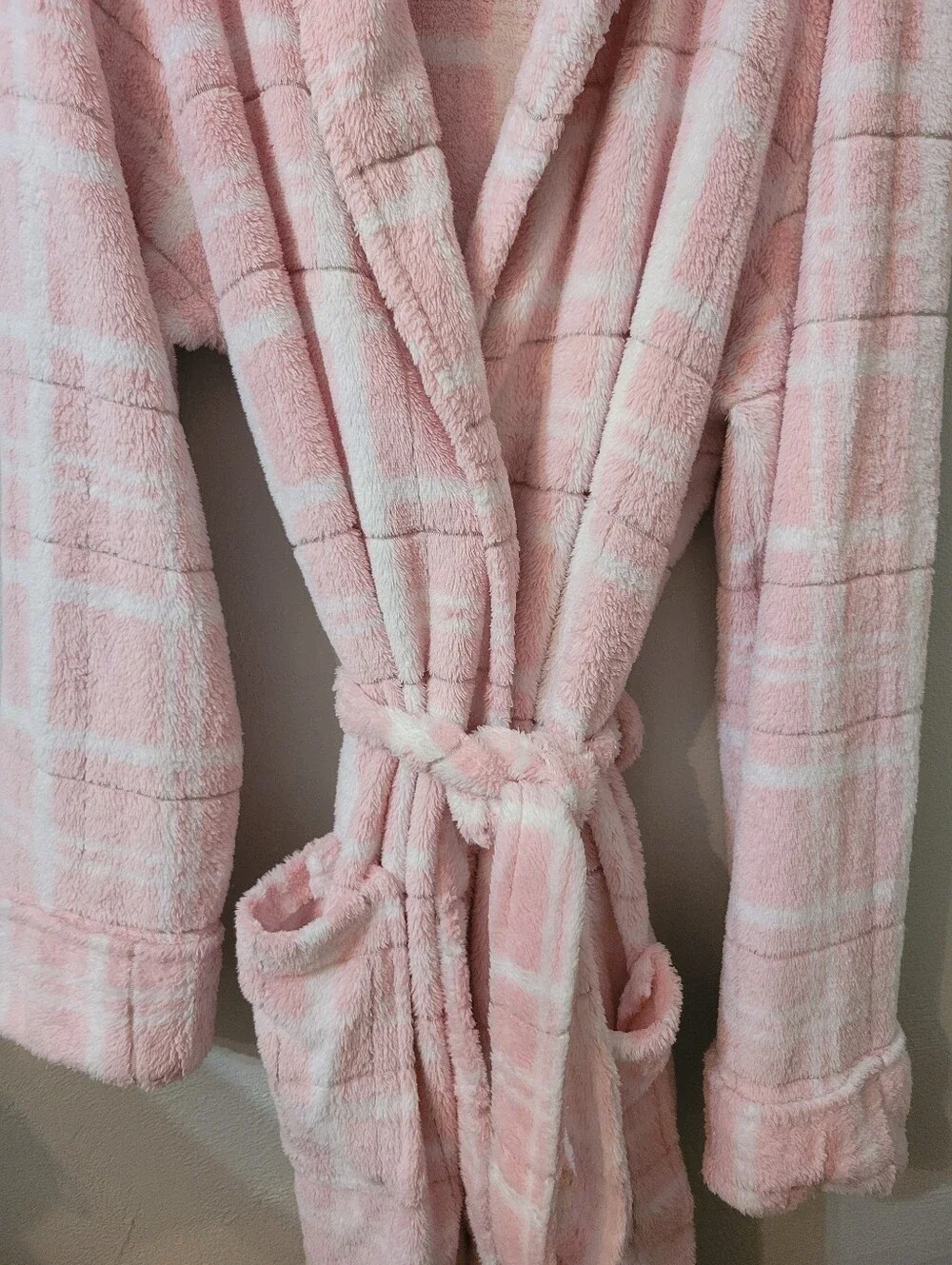 Plush Cozy Pink Plus Size Women's Robe Size 1X!